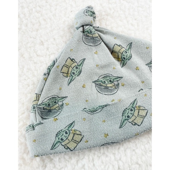 STAR WARS • Grey/Multi Baby Yoda Beanie Hat - Picture 4 of 9